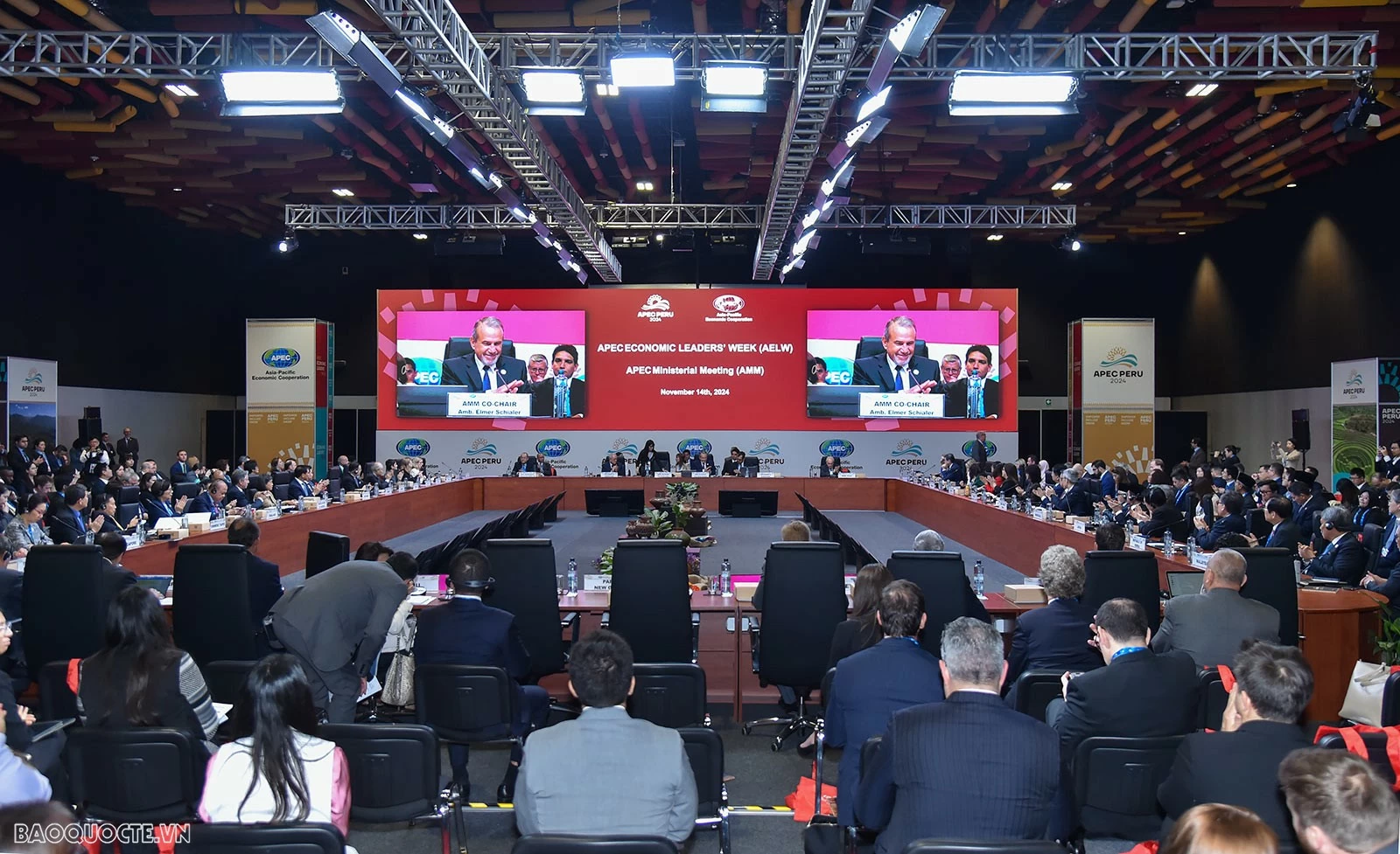 Bộ trưởng Ngoại giao Peru Elmer Schialer chủ trì Hội nghị liên Bộ trưởng Ngoại giao APEC 2024. (Ảnh: Tuấn Anh) Bộ trưởng Ngoại giao Peru Elmer Schialer chủ trì Hội nghị liên Bộ trưởng Ngoại giao APEC 2024. (Ảnh: Tuấn Anh)
