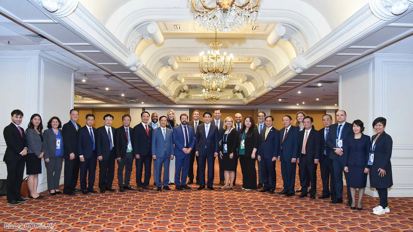 Phó Thủ tướng, Bộ trưởng Bộ Ngoại giao Bùi Thanh Sơn gặp, trao đổi với Bộ trưởng Ngoại giao Hoa Kỳ Antony Blinken Phó Thủ tướng, Bộ trưởng Bộ Ngoại giao Bùi Thanh Sơn gặp, trao đổi với Bộ trưởng Ngoại giao Hoa Kỳ Antony Blinken