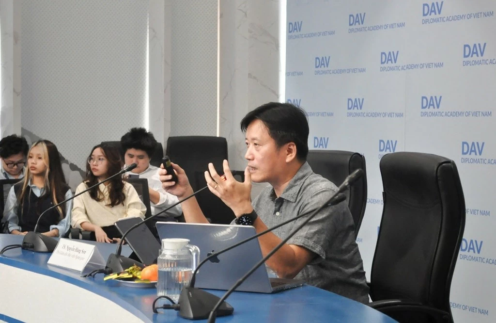 Các xu thế mới của 'ngoại giao hiện đại' và vấn đề đặt ra với Việt Nam Các xu thế mới của 'ngoại giao hiện đại' và vấn đề đặt ra với Việt Nam