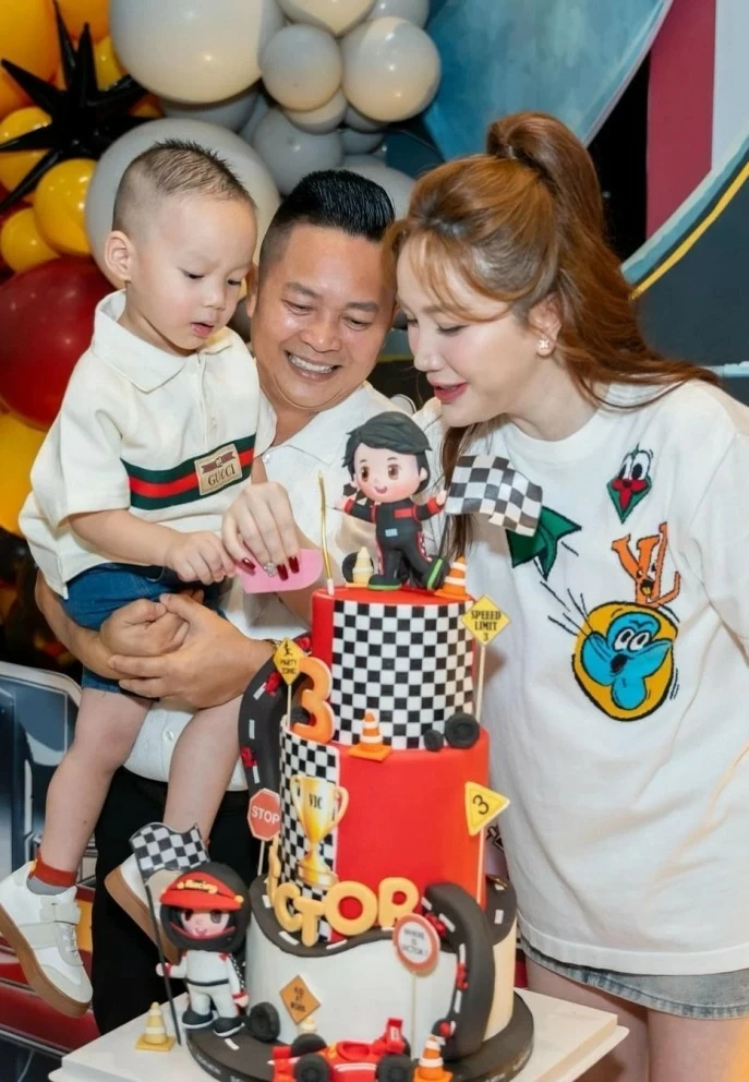 Sao Việt Sao Việt