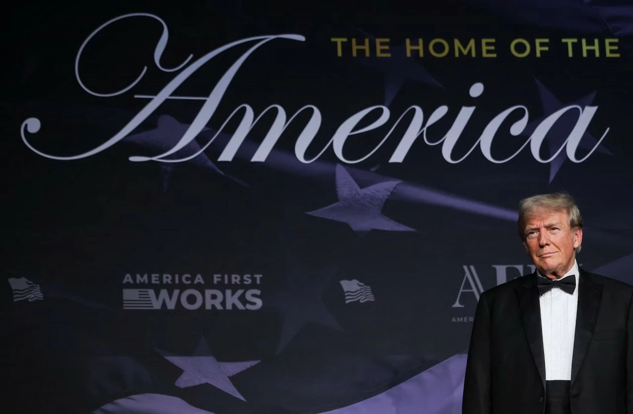 Tổng thống đắc cử Mỹ Donald Trump và cuộc hội ngộ với các cố vấn tại Mar-A-Lago Tổng thống đắc cử Mỹ Donald Trump và cuộc hội ngộ với các cố vấn tại Mar A-Lago