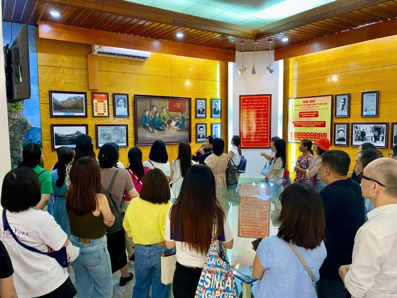 Cục Phục vụ Ngoại giao đoàn đồng hành cùng người lao động Việt Nam Cục Phục vụ Ngoại giao đoàn đồng hành cùng người lao động Việt Nam