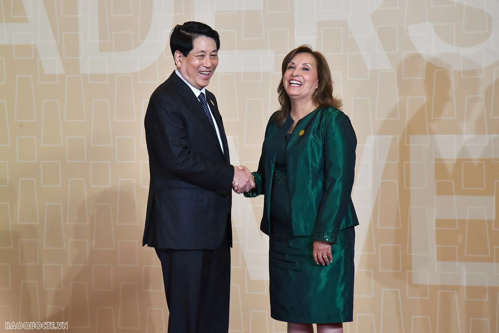 Là chủ nhà của Năm APEC 2027, đây cũng là dịp để Việt Nam thúc đẩy triển khai Tầm nhìn APEC đến năm 2040 mà nước ta đã khởi xướng và tham gia xây dựng cùng với các thành viên từ năm 2017. (Ảnh: Tuấn Anh) Là chủ nhà của Năm APEC 2027, đây cũng là dịp để Việt Nam thúc đẩy triển khai Tầm nhìn APEC đến năm 2040 mà nước ta đã khởi xướng và tham gia xây dựng cùng với các thành viên từ năm 2017. (Ảnh: Tuấn Anh)