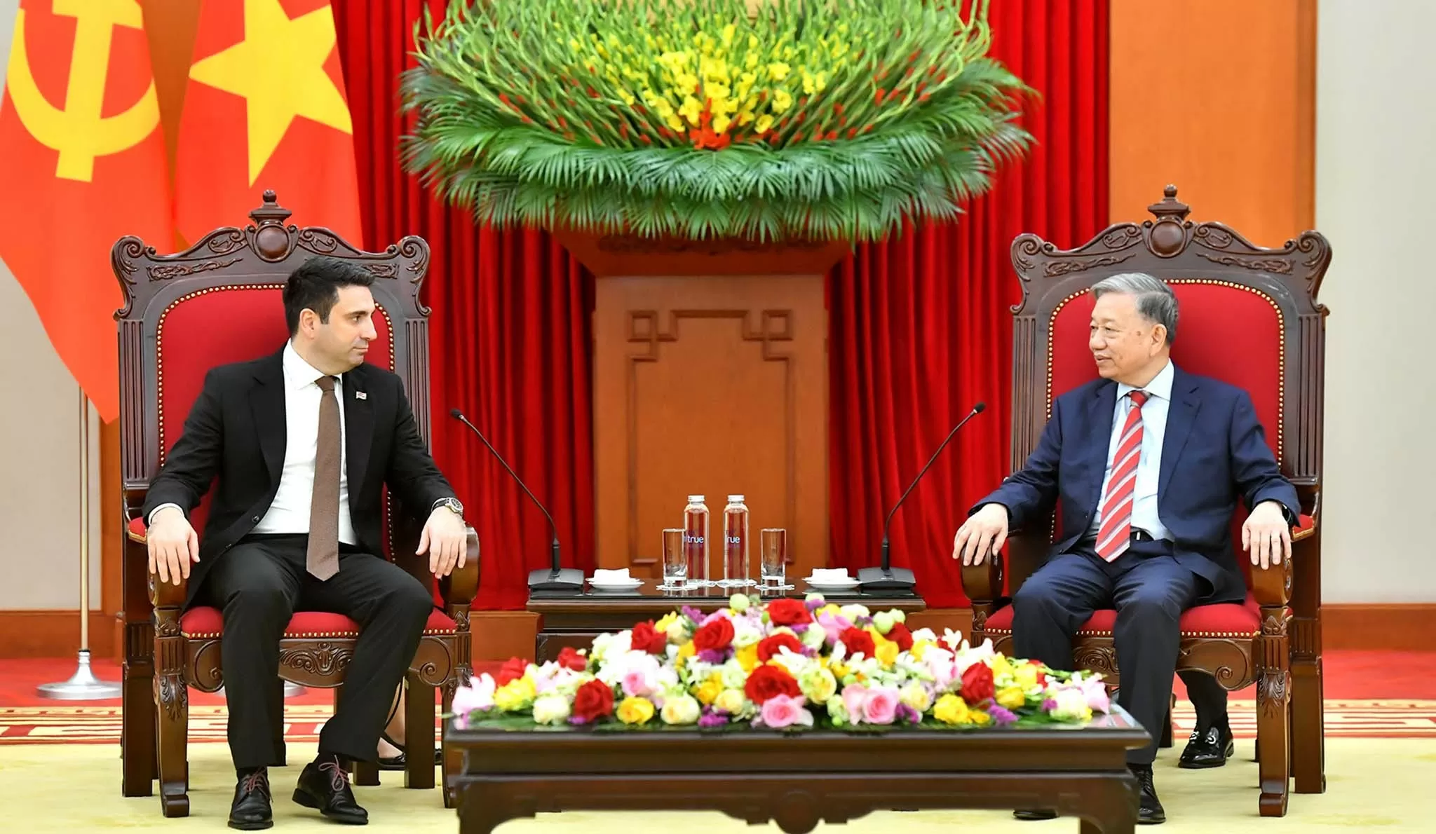 Tổng Bí thư Tô Lâm tiếp Chủ tịch Quốc hội Armenia Alen Simonyan Tổng Bí thư Tô Lâm tiếp Chủ tịch Quốc hội Armenia Alen Simonyan