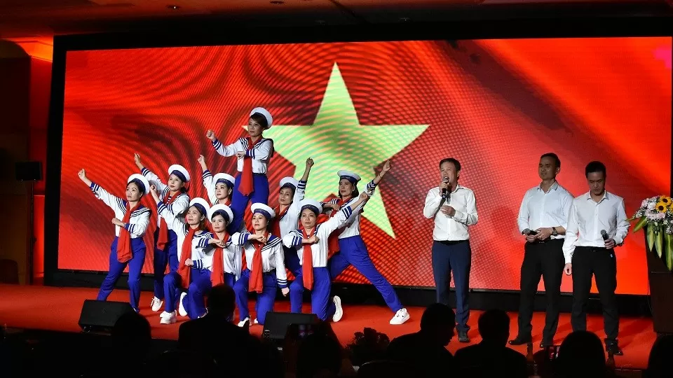 Đại hội Hiệp hội Người Việt nam tại Hungary: Hy vọng một tương lai tốt đẹp Đại hội Hiệp hội Người Việt nam tại Hungary: Hy vọng một tương lai tốt đẹp