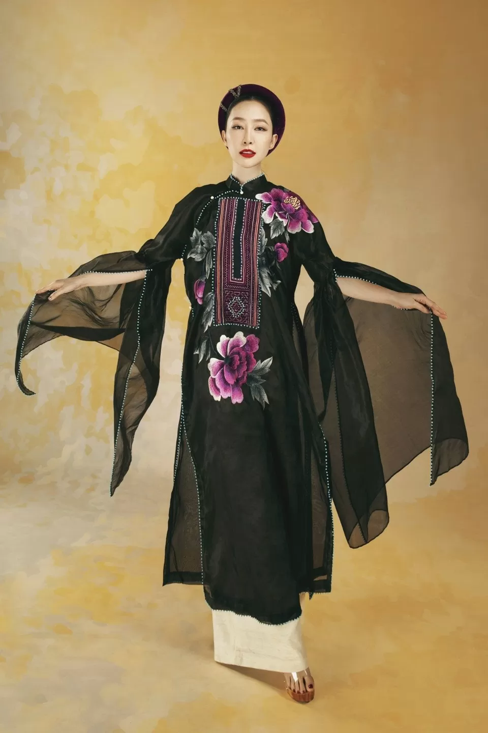 Diễn viên múa, NSƯT Linh Nga Diễn viên múa, NSƯT Linh Nga