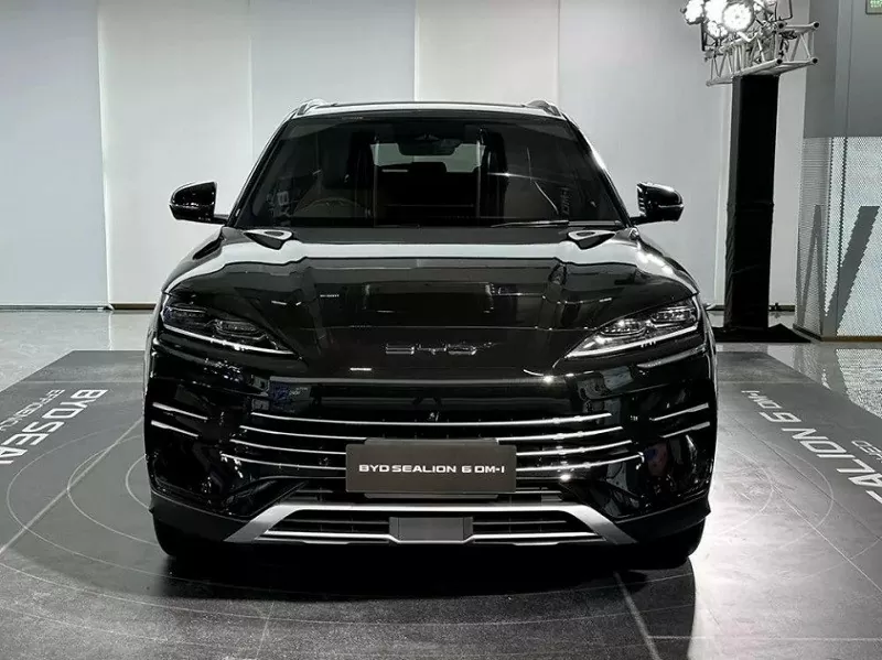 Rộ tin BYD Sealion 6 DM-i sắp ra mắt khách Việt, giá dự kiến hơn 700 triệu đồng Rộ tin BYD Sealion 6 DM-i sắp ra mắt khách Việt, giá dự kiến hơn 700 triệu đồng