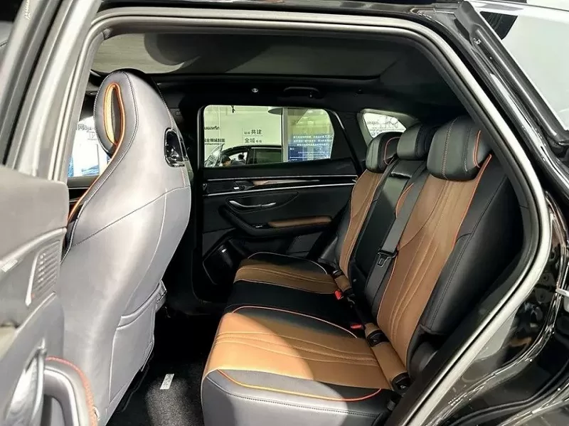 Rộ tin BYD Sealion 6 DM-i sắp ra mắt khách Việt, giá dự kiến hơn 700 triệu đồng Rộ tin BYD Sealion 6 DM-i sắp ra mắt khách Việt, giá dự kiến hơn 700 triệu đồng