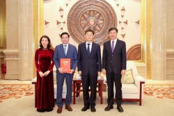 Thứ trưởng Ngoại giao Nguyễn Minh Hằng và lãnh đạo các địa phương tham quan, làm việc tại Quảng Tây, Trung Quốc