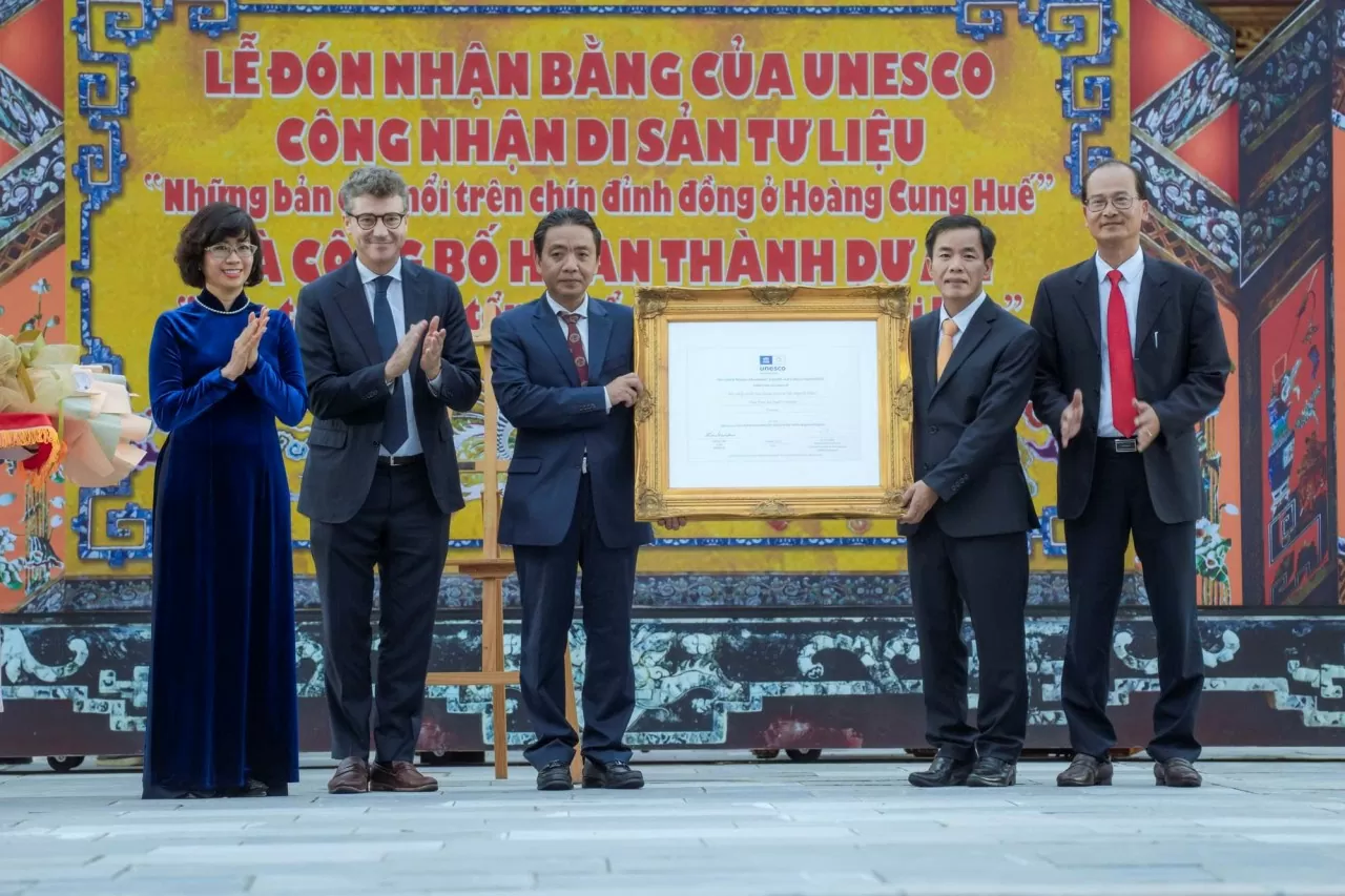 Đón nhận di sản UNESCO: Cửu Đỉnh đồng lịch sử, di sản văn hóa độc đáo của Huế Đón nhận di sản UNESCO: Cửu Đỉnh đồng lịch sử, di sản văn hóa độc đáo của Huế