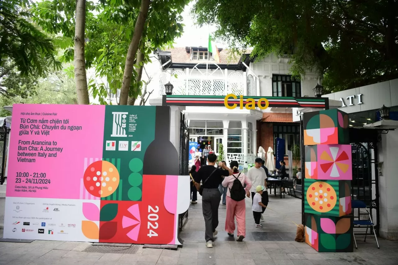 Hội chợ ẩm thực Italy: ‘Cây cầu’ kết nối văn hoá Á - Âu Hội chợ ẩm thực Italy: ‘Cây cầu’ kết nối văn hoá Á - Âu