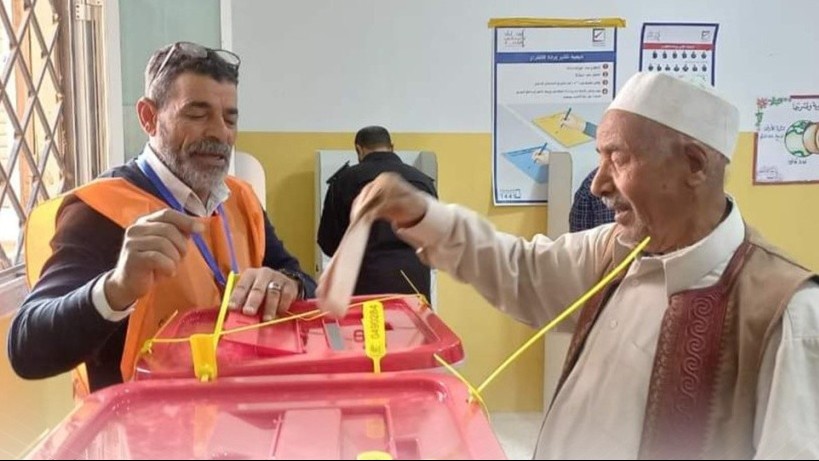 Libya đánh dấu mốc quan trọng khi mở cuộc bầu cử hội đồng thành phố, tỷ lệ đi bỏ phiếu đáng ngạc nhiên, cộng đồng quốc tế vui mừng khen ngợi