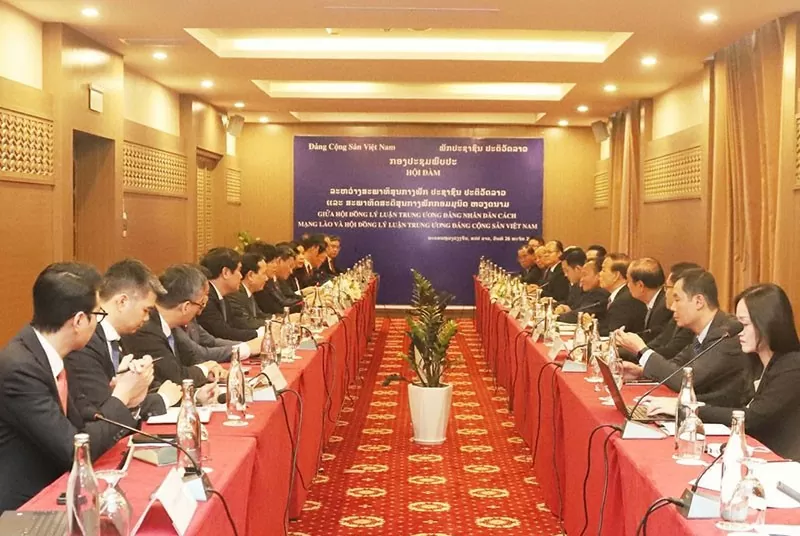 Tổng Bí thư, Chủ tịch nước Lào Thongloun Sisoulith tiếp đoàn đại biểu Đảng Cộng sản Việt Nam Tổng Bí thư, Chủ tịch nước Lào Thongloun Sisoulith tiếp đoàn đại biểu Đảng Cộng sản Việt Nam