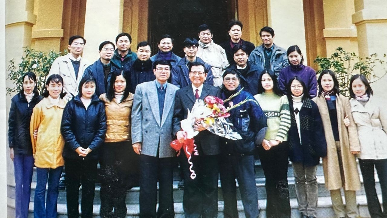 Cái tên của tờ báo