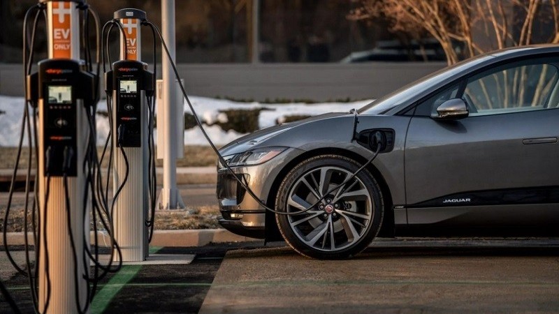 Jaguar mua lại 2.760 chiếc ô tô điện I-Pace có nguy cơ cháy nổ