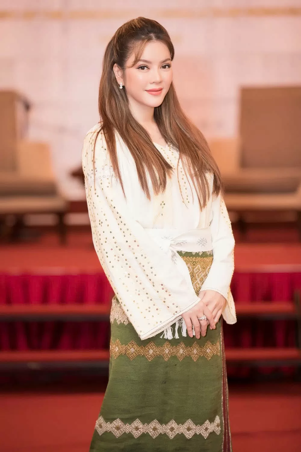 Phát động cuộc thi vẽ tranh kỷ niệm 75 năm thiết lập mối quan hệ ngoại giao giữa Romania và Việt Nam Phát động cuộc thi vẽ tranh kỷ niệm 75 năm thiết lập mối quan hệ ngoại giao giữa Romania và Việt Nam