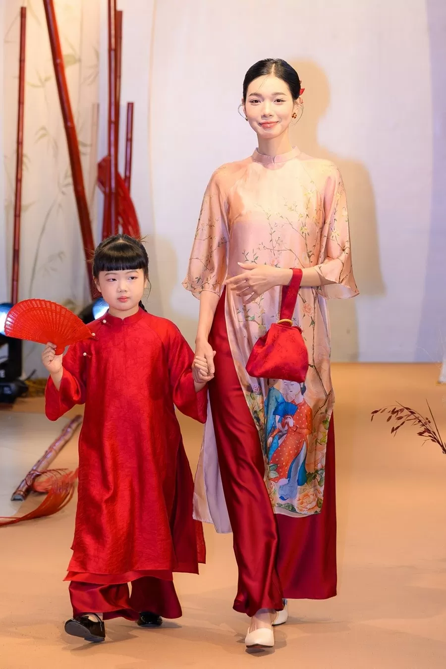 Dàn diễn viên nữ truyền hình Dàn diễn viên nữ truyền hình