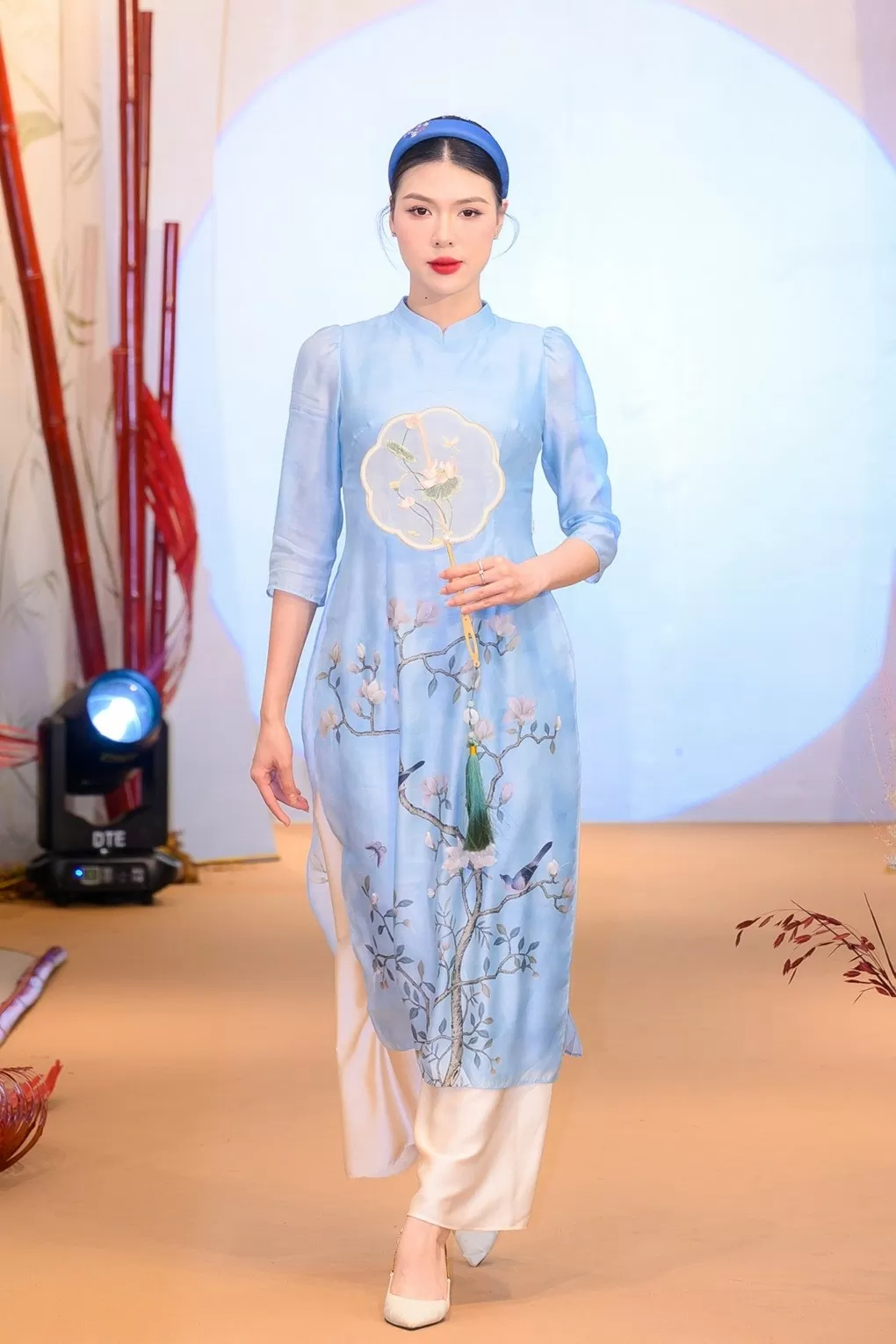 Dàn diễn viên nữ truyền hình Dàn diễn viên nữ truyền hình