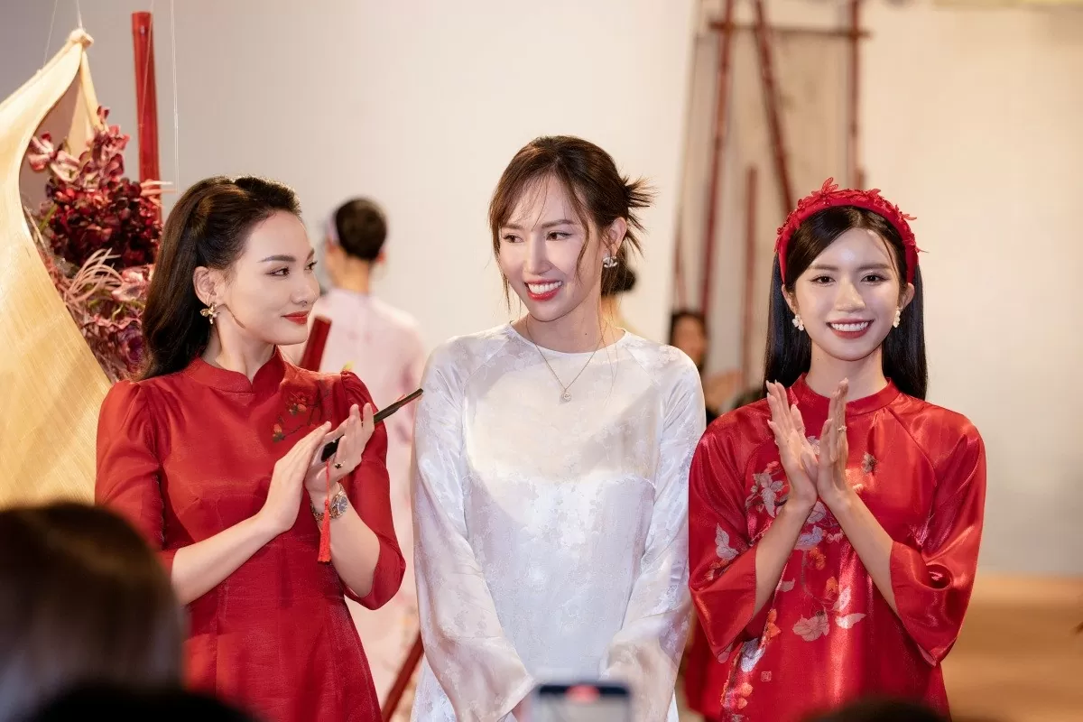 Dàn diễn viên nữ truyền hình Dàn diễn viên nữ truyền hình