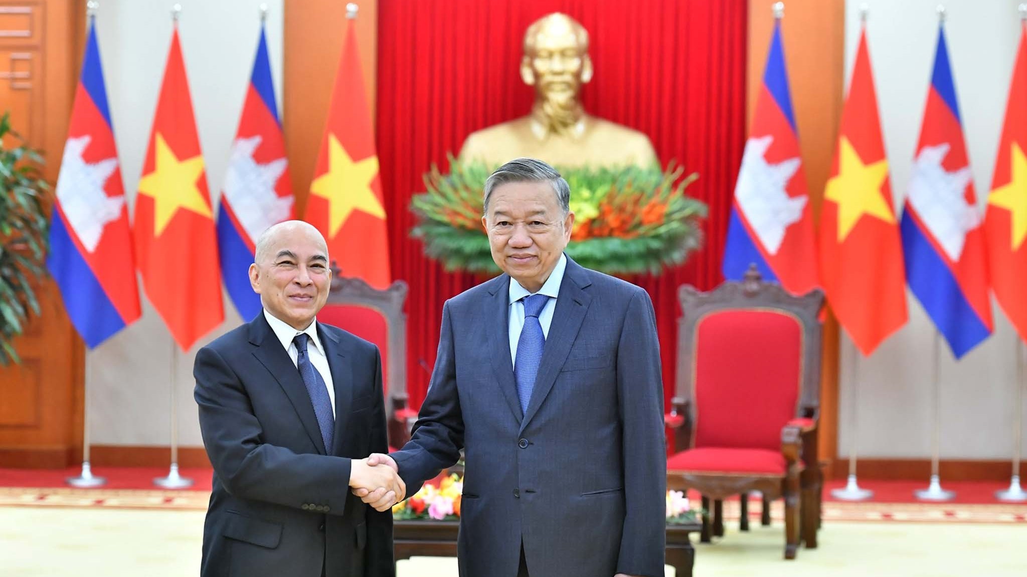 Tổng Bí thư Tô Lâm hội kiến Quốc vương Campuchia Norodom Sihamoni