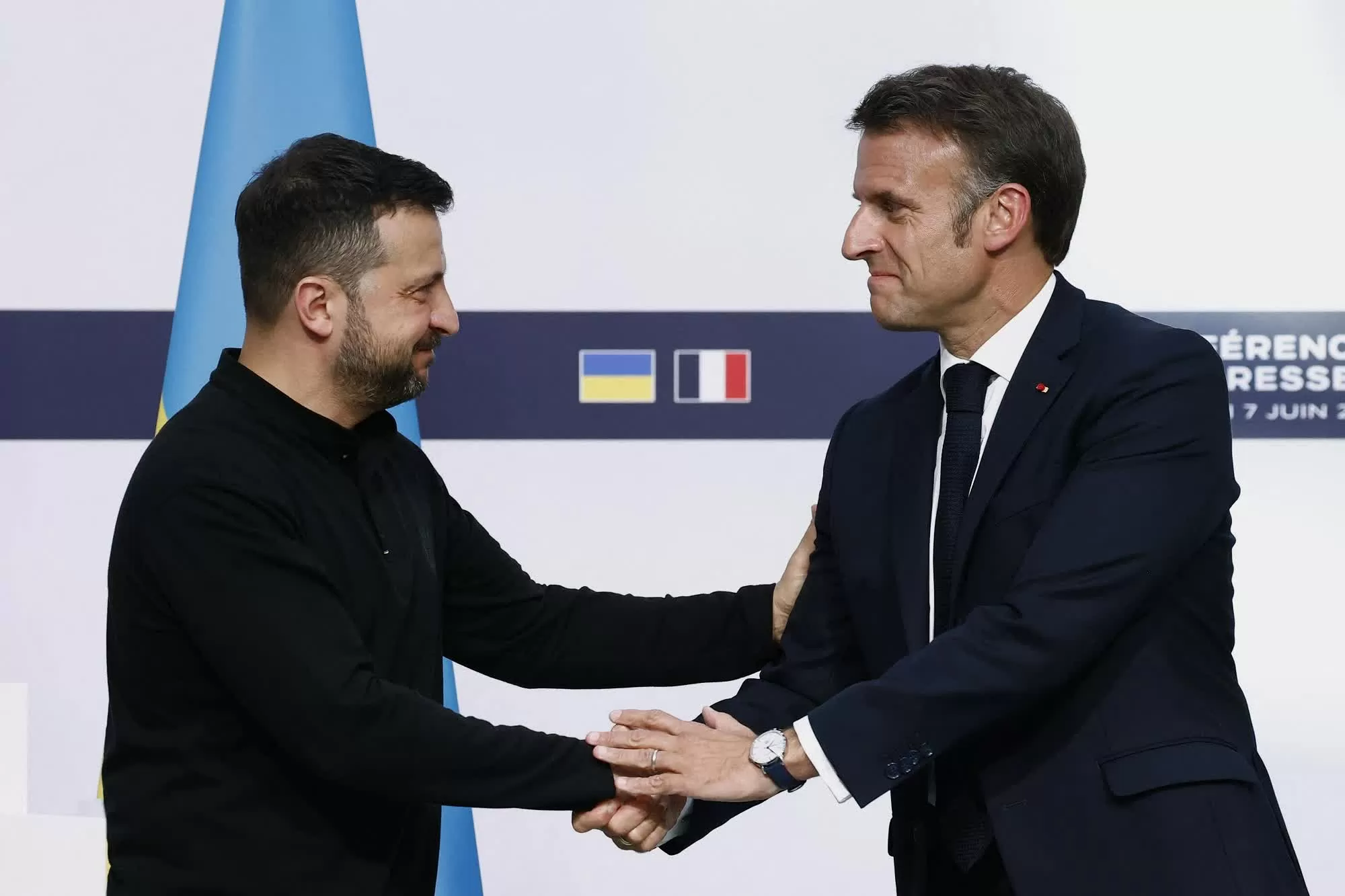Tổng thống Ukraine cảm ơn ông Macron, nêu bật tầm quan trọng của việc gia nhập NATO, Tổng thống Ukraine cảm ơn ông Macron, nêu bật tầm quan trọng của việc gia nhập NATO,