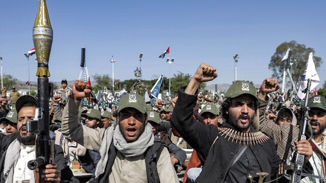 Vừa ngớt tiếng súng ở mặt trận Lebanon, Israel lại xoay sang đối phó với Houthi