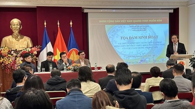 Trí thức đảng viên tại Pháp chung nguyện vọng đóng góp cho phát triển đất nước