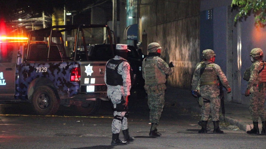 Mexico cam kết 'săn lùng' hung thủ trong vụ xả súng tại bang Guanajuato