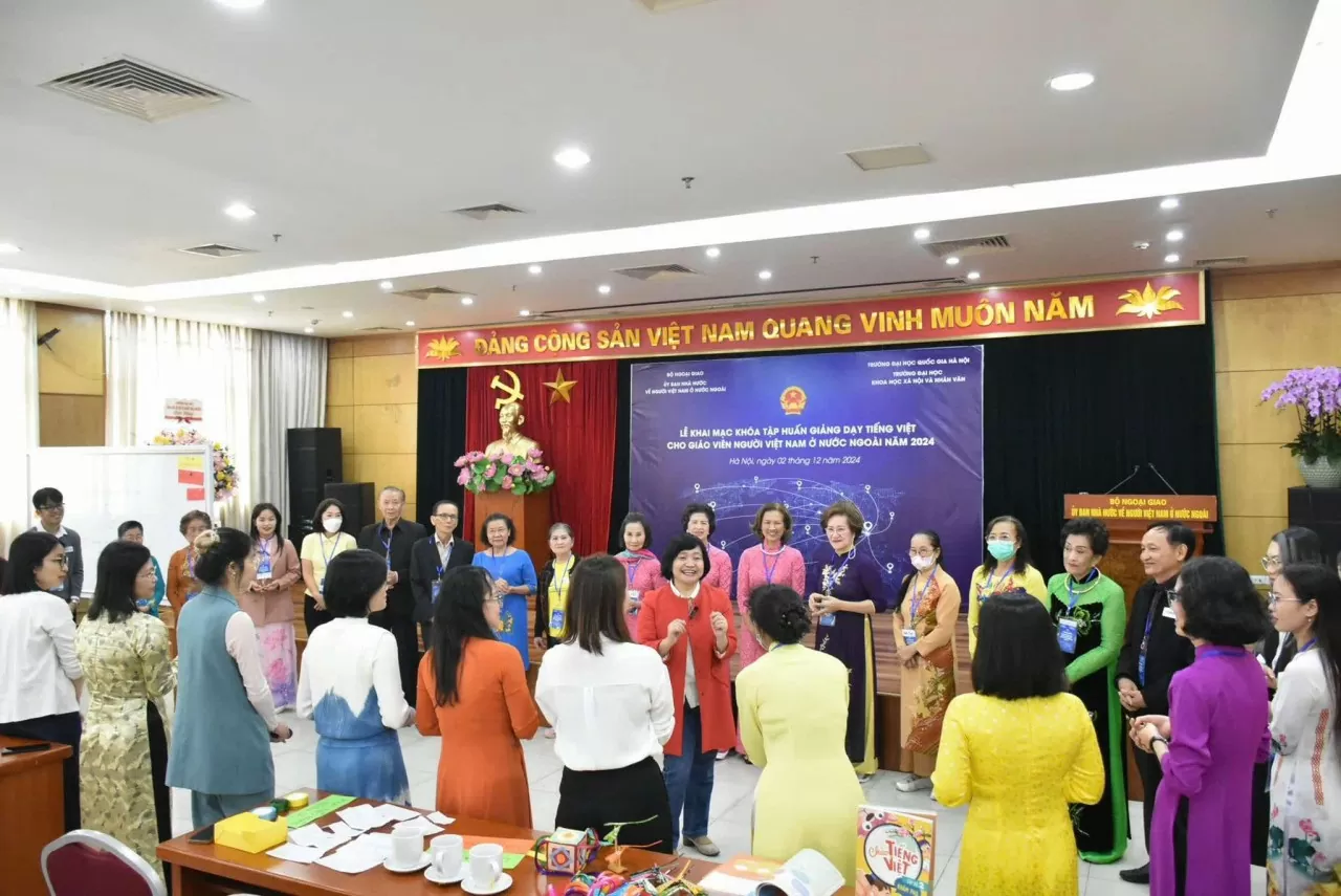 Chia sẻ phương pháp dạy tiếng Việt cho trẻ em ở nước ngoài Chia sẻ phương pháp dạy tiếng Việt cho trẻ em ở nước ngoài