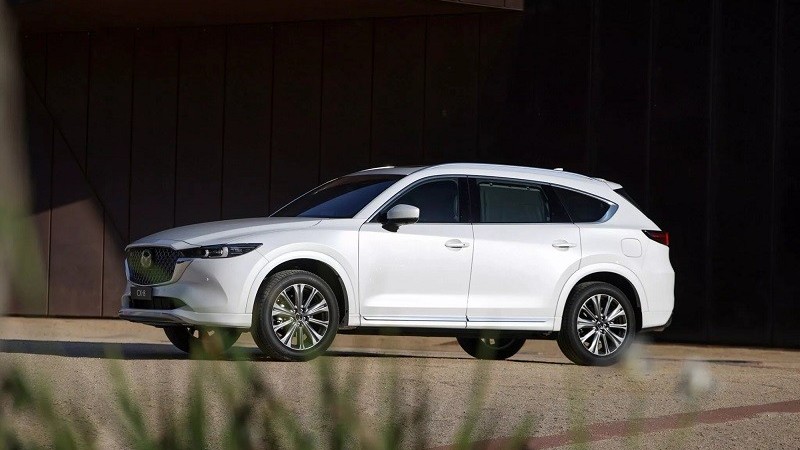 Mazda CX-8 2025 tăng giá so với bản cũ