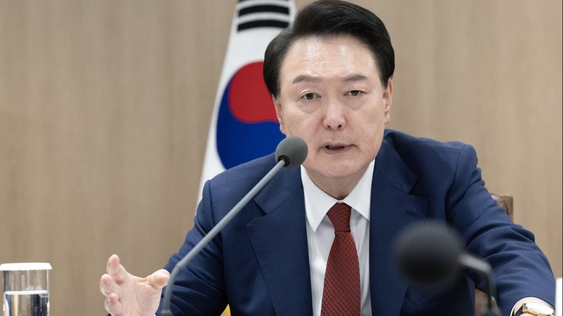 Tổng thống Hàn Quốc ban bố tình trạng khẩn cấp: Giọt nước tràn ly ở Seoul