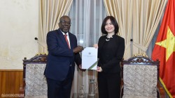 Cục Lễ tân Nhà nước tiếp nhận bản sao Ủy nhiệm thư bổ nhiệm Đại sứ Tanzania tại Việt Nam