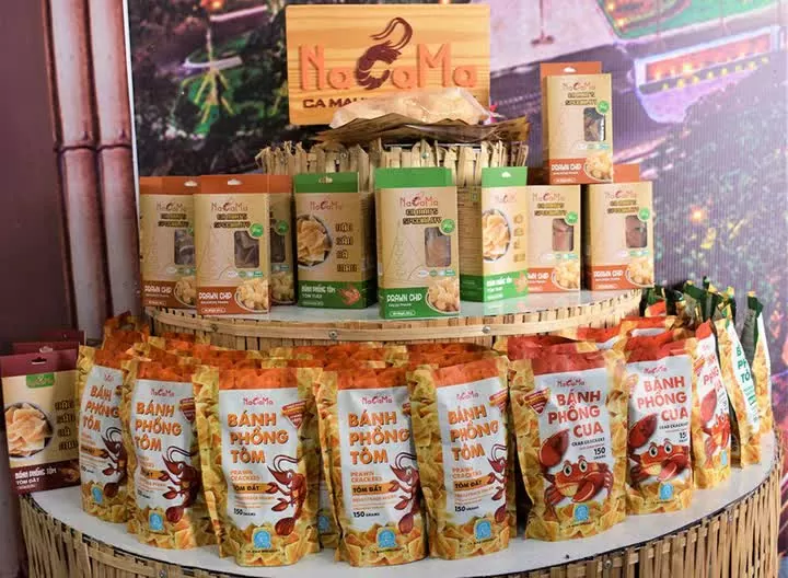 Nhiều sản phẩm OCOP của tỉnh Cà Mau đã từng bước khẳng định được thương hiệu và vươn ra thị trường nước ngoài. (Ảnh: Trúc Đào) Nhiều sản phẩm OCOP của tỉnh Cà Mau đã từng bước khẳng định được thương hiệu và vươn ra thị trường nước ngoài. (Ảnh: Trúc Đào)