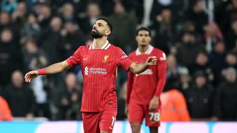 Không ngừng tỏa sáng, Mohamed Salah xô đổ kỷ lục của Wayne Rooney