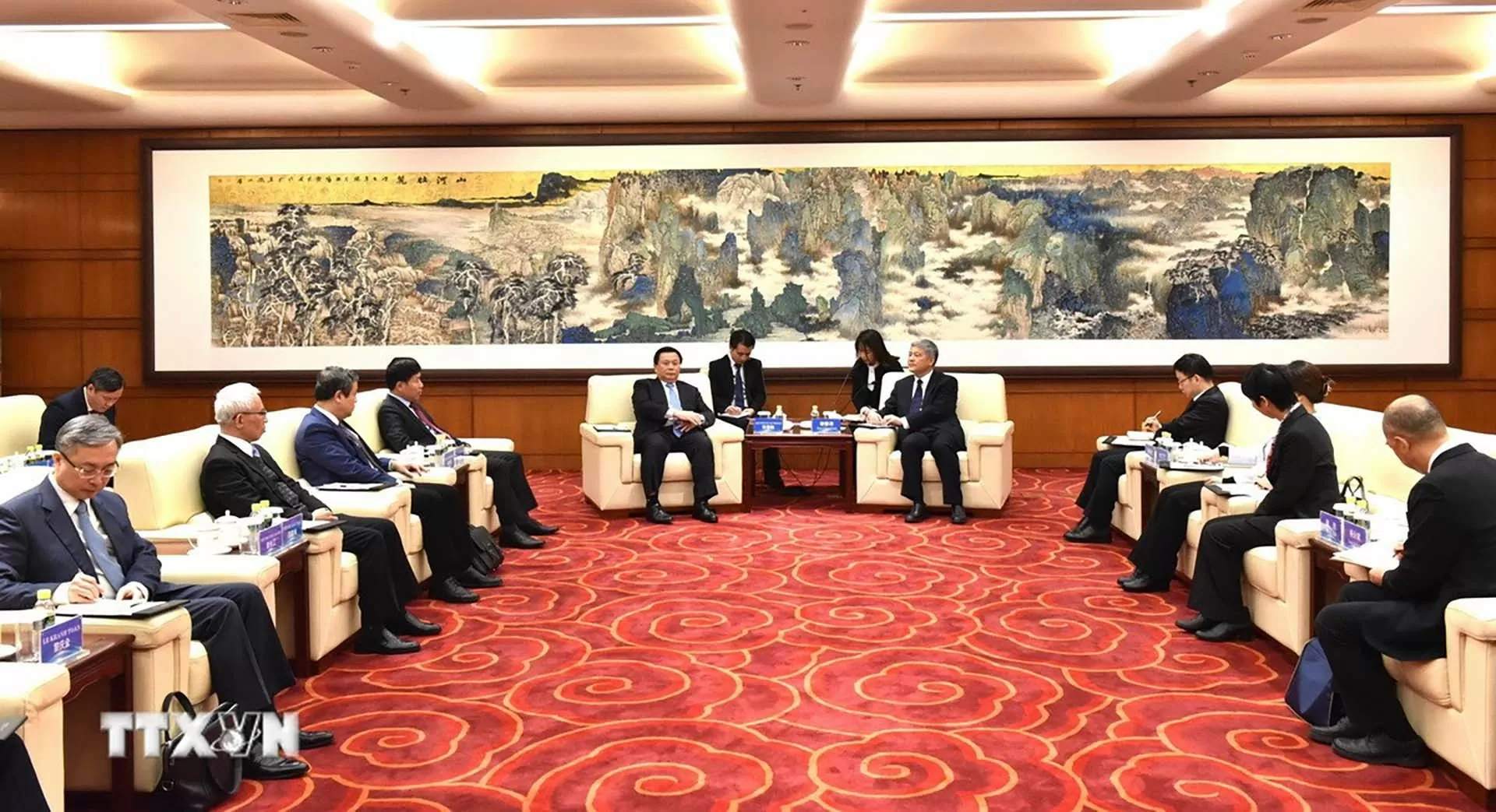 Đoàn đại biểu Đảng Cộng sản Việt Nam thăm và làm việc tại Trung Quốc Đoàn đại biểu Đảng Cộng sản Việt Nam thăm và làm việc tại Trung Quốc