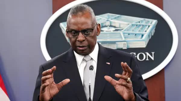 Hủy kế hoạch đến Hàn Quốc do sự kiện thiết quân luật, Bộ trưởng Quốc phòng Mỹ chuyển hướng tới Nhật Bản