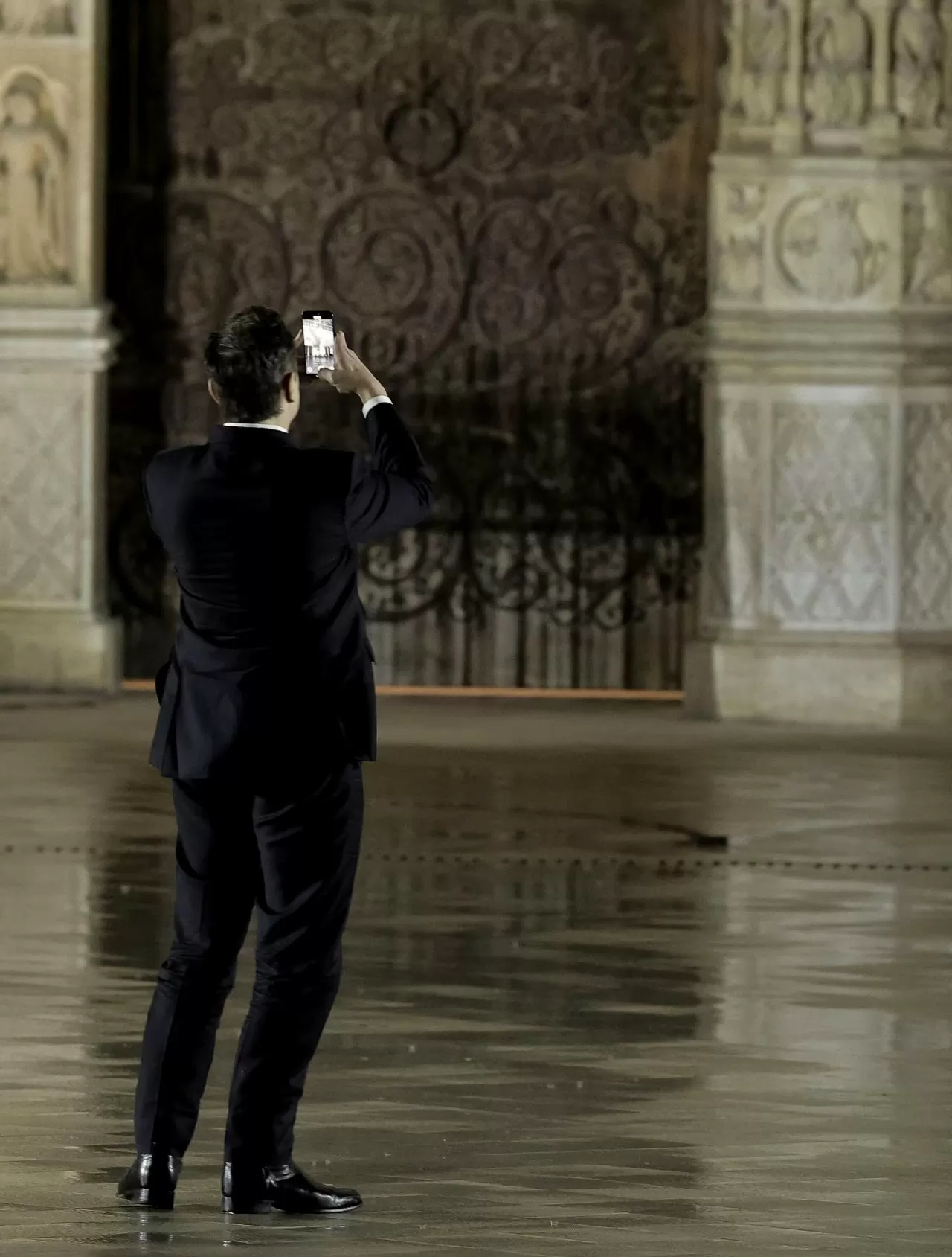 Các chính khách nổi tiếng dự lễ khánh thành Nhà thờ Đức Bà Paris Các chính khách nổi tiếng dự lễ khánh thành Nhà thờ Đức Bà Paris