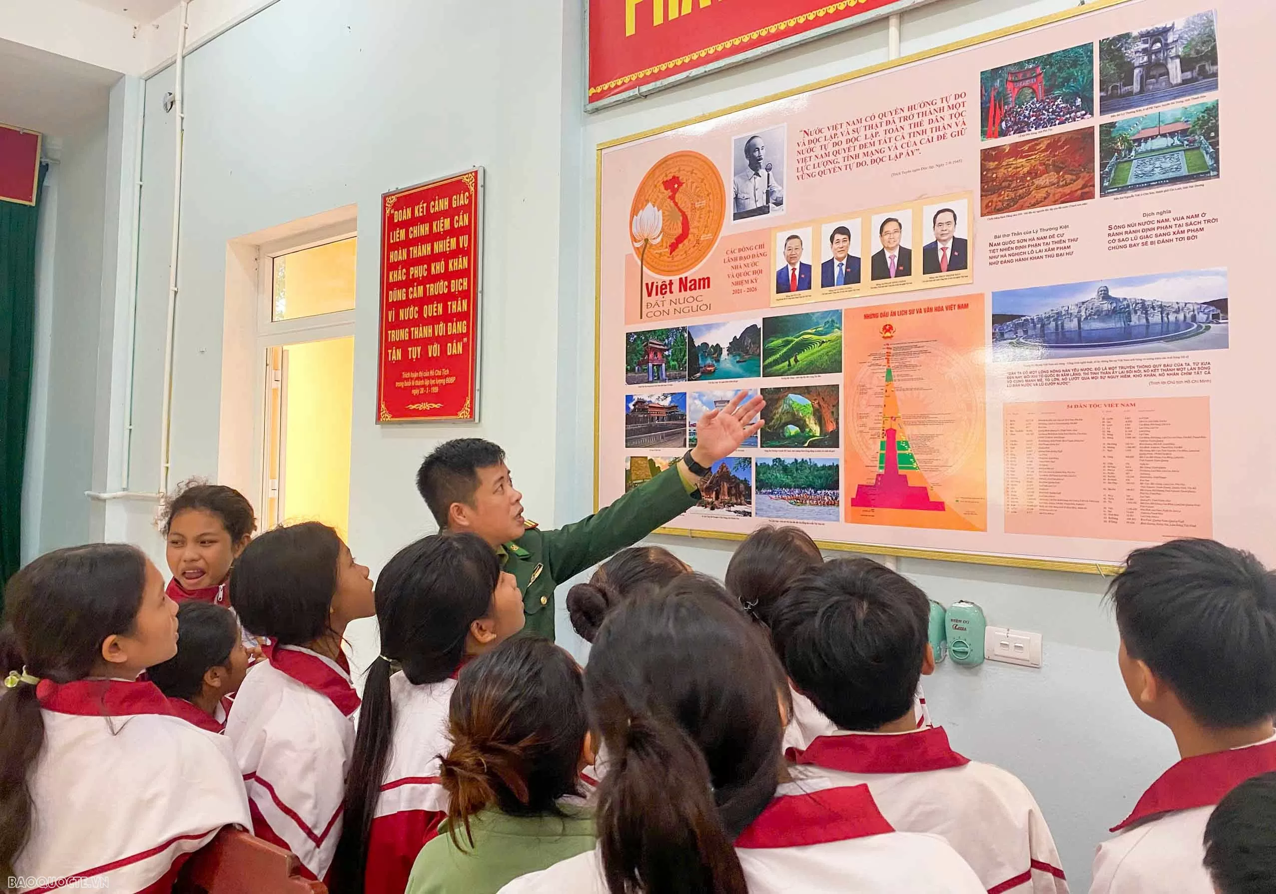 Tiết học biên cương - Khơi dậy tình yêu nước Tiết học biên cương - Khơi dậy tình yêu nước