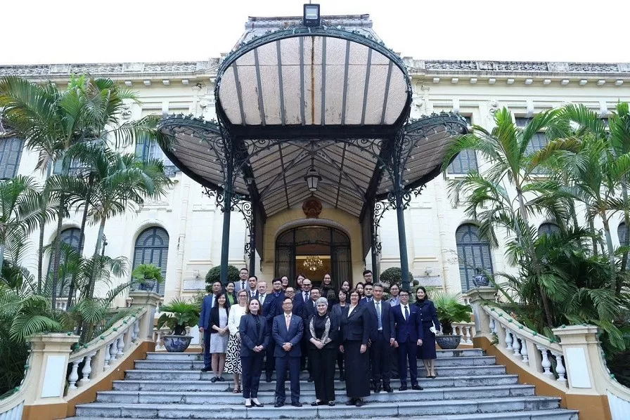 Các đại biểu tham dự Đối thoại biển Việt Nam – New Zealand lần thứ nhất tại Hà Nội. Các đại biểu tham dự Đối thoại biển Việt Nam – New Zealand lần thứ nhất tại Hà Nội.