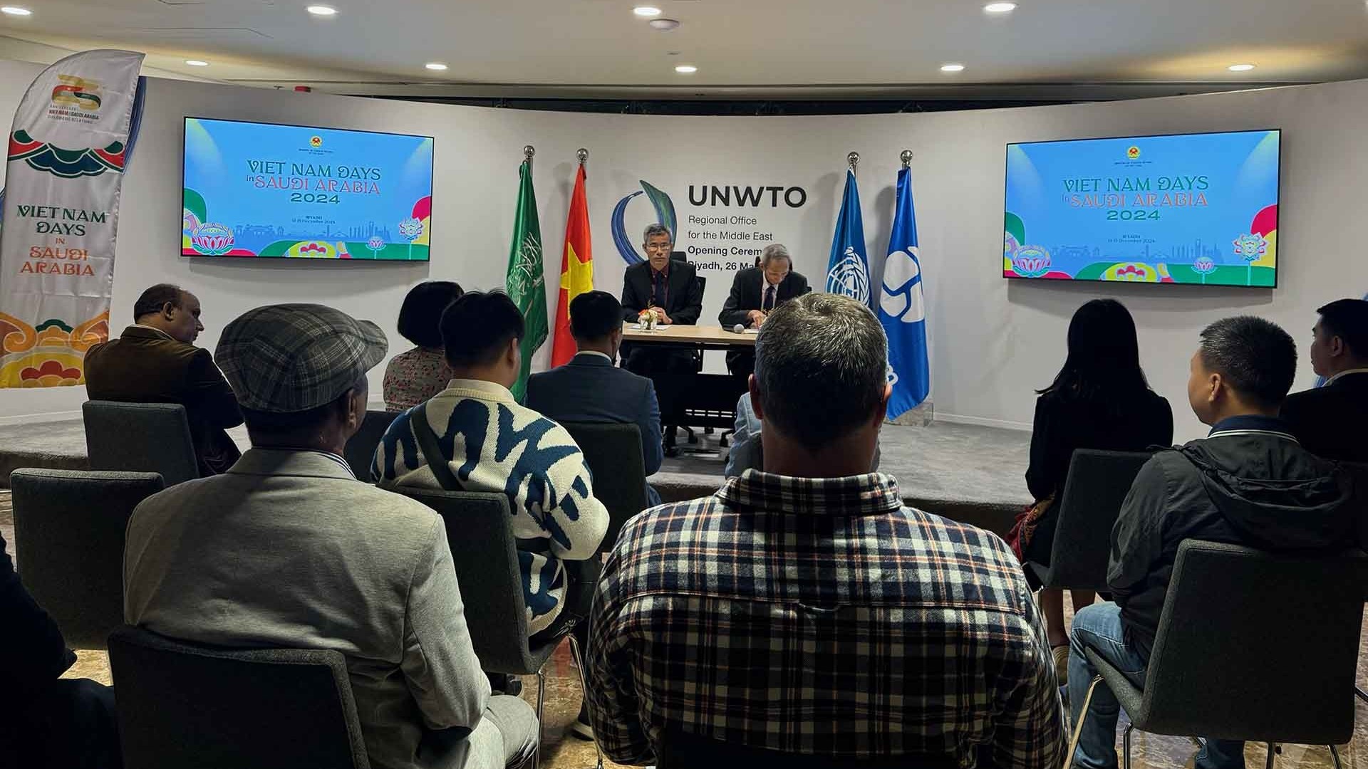 Đại sứ quán Việt Nam tại Saudi Arabia họp báo thông tin về đất nước và Ngày Việt Nam tại Riyadh