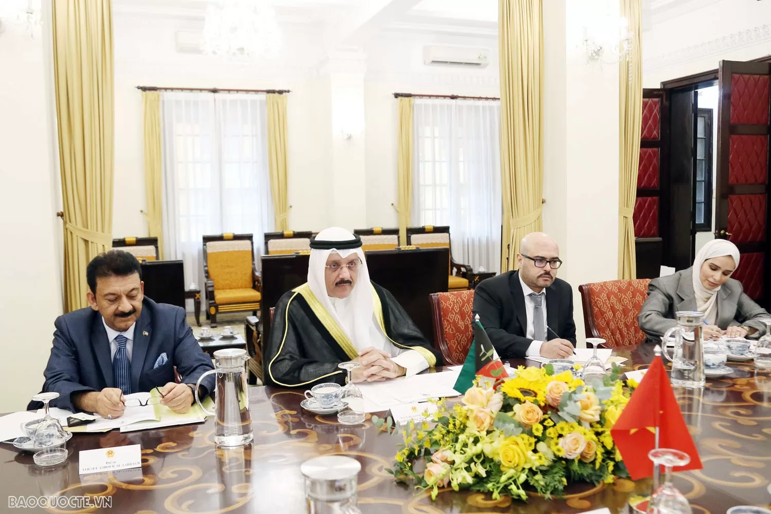 Họp Tham vấn vấn đề chính lần thứ 4 giữa Bộ Ngoại giao Việt Nam và Kuwait Thứ trưởng Ngoại giao Nguyễn Minh Hằng chủ trì Tham vấn Chính trị Việt Nam Kuwait