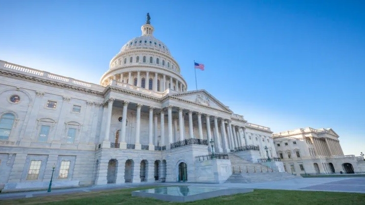 Nghị sĩ lưỡng viện Quốc hội Mỹ thông qua một dự luật ngay trong đêm, chính phủ 'được cứu', ông Biden lên tiếng