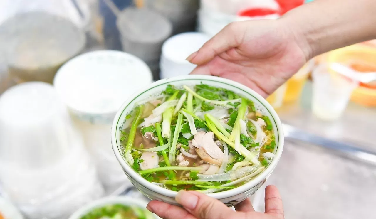 Ẩm thực Hà Nội 'làm mưa làm gió' trên các bảng xếp hạng Ẩm thực Hà Nội 'làm mưa làm gió' trên các bảng xếp hạng