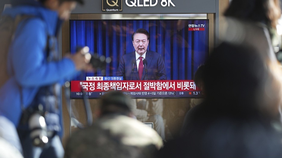 Khủng hoảng thiết quân luật: Canh bạc thách thức niềm tin, nguy cơ chia rẽ liên minh Mỹ-Hàn