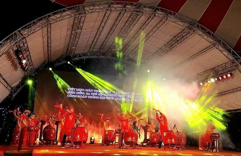 Bảo tồn và phát huy giá trị độc đáo của múa cổ truyền Thăng Long - Hà Nội Bảo tồn và phát huy giá trị độc đáo của múa cổ truyền Thăng Long - Hà Nội