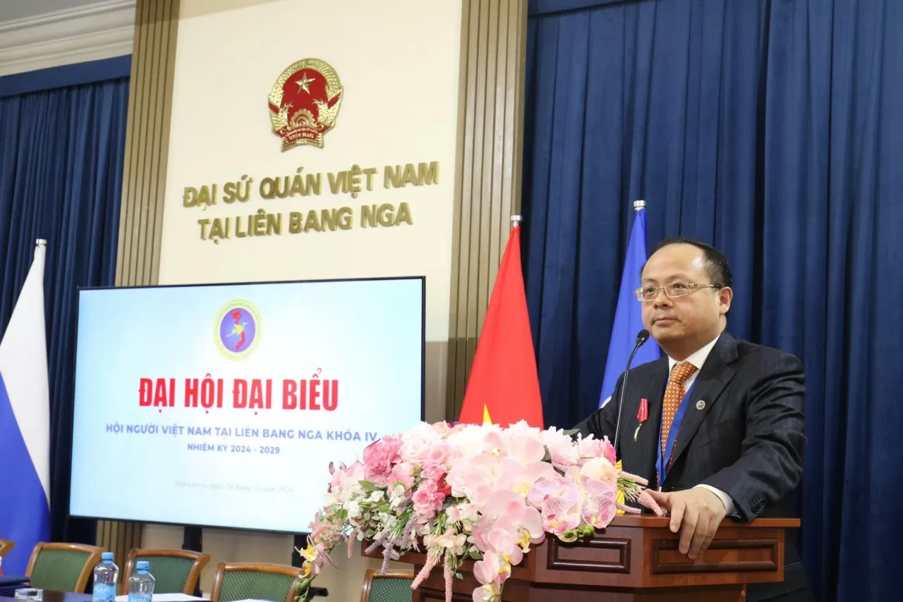 Thành lập Liên hiệp các tổ chức người Việt tại Nga Thành lập Liên hiệp các tổ chức người Việt tại Nga