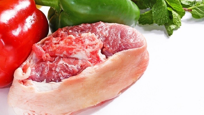 Giá heo hơi hôm nay 16/12: Giá heo chững trên toàn quốc, cần sớm thiết lập các quy trình chăn nuôi bảo đảm an toàn sinh học