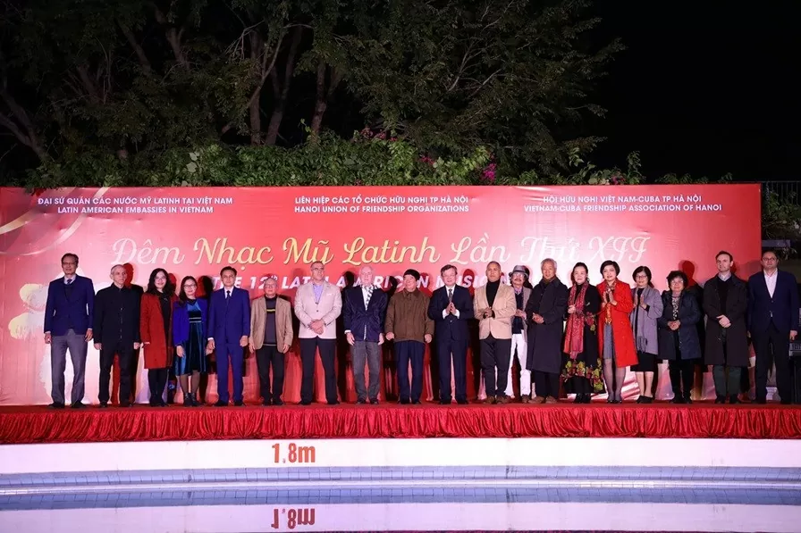 Vũ điệu sôi động của đêm nhạc Mỹ Latinh - biểu tượng kết nối châu lục Vũ điệu sôi động của đêm nhạc Mỹ Latinh - biểu tượng kết nối châu lục