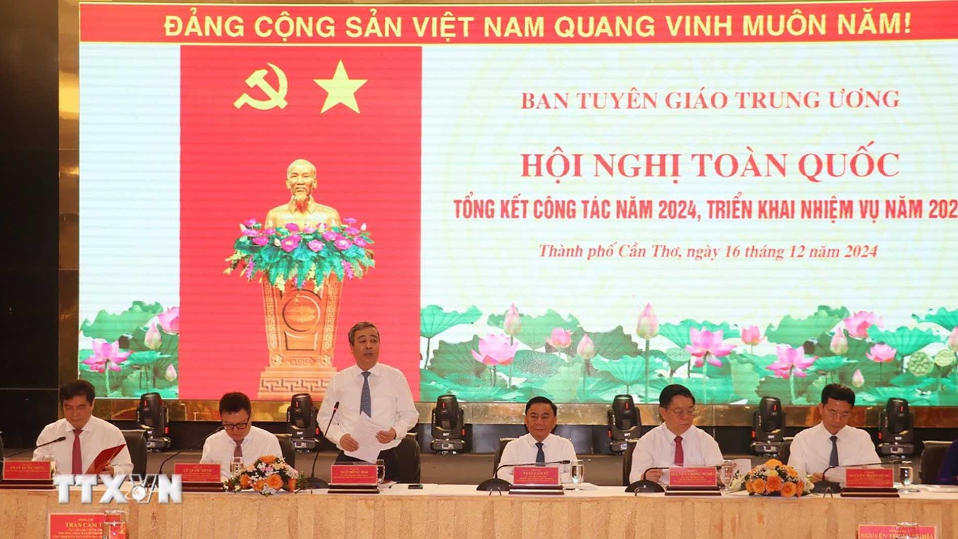Làm tốt công tác tuyên truyền, tạo sự thống nhất, đồng thuận về chủ trương, mục đích, yêu cầu, nhiệm vụ tinh gọn tổ chức bộ máy
