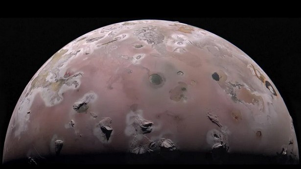 NASA giải mã bí ẩn về vệ tinh Io của sao Mộc